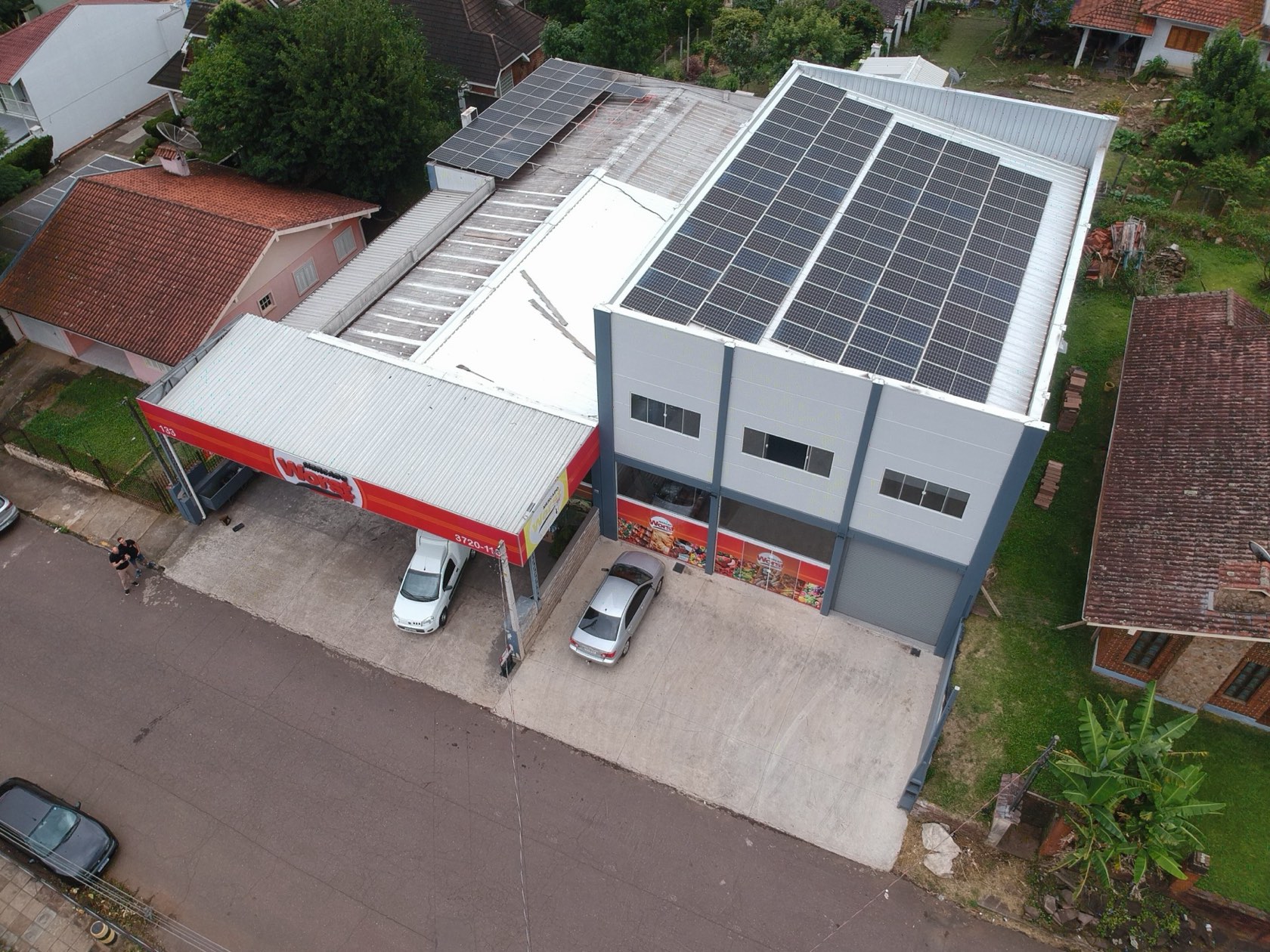 Prédio comercial, obra da Sonnental